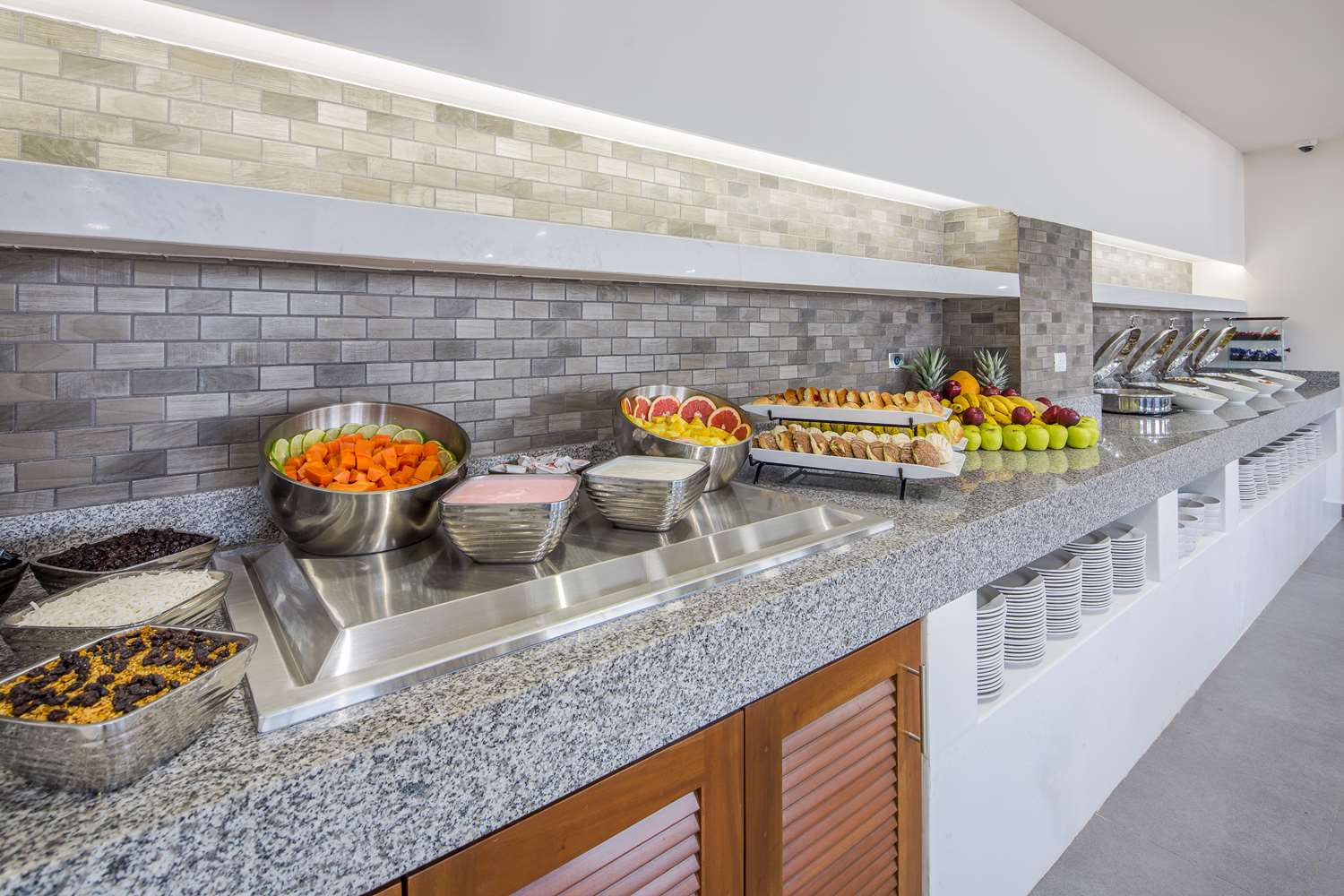 Wyndham Garden Playa Del Carmen 6/77