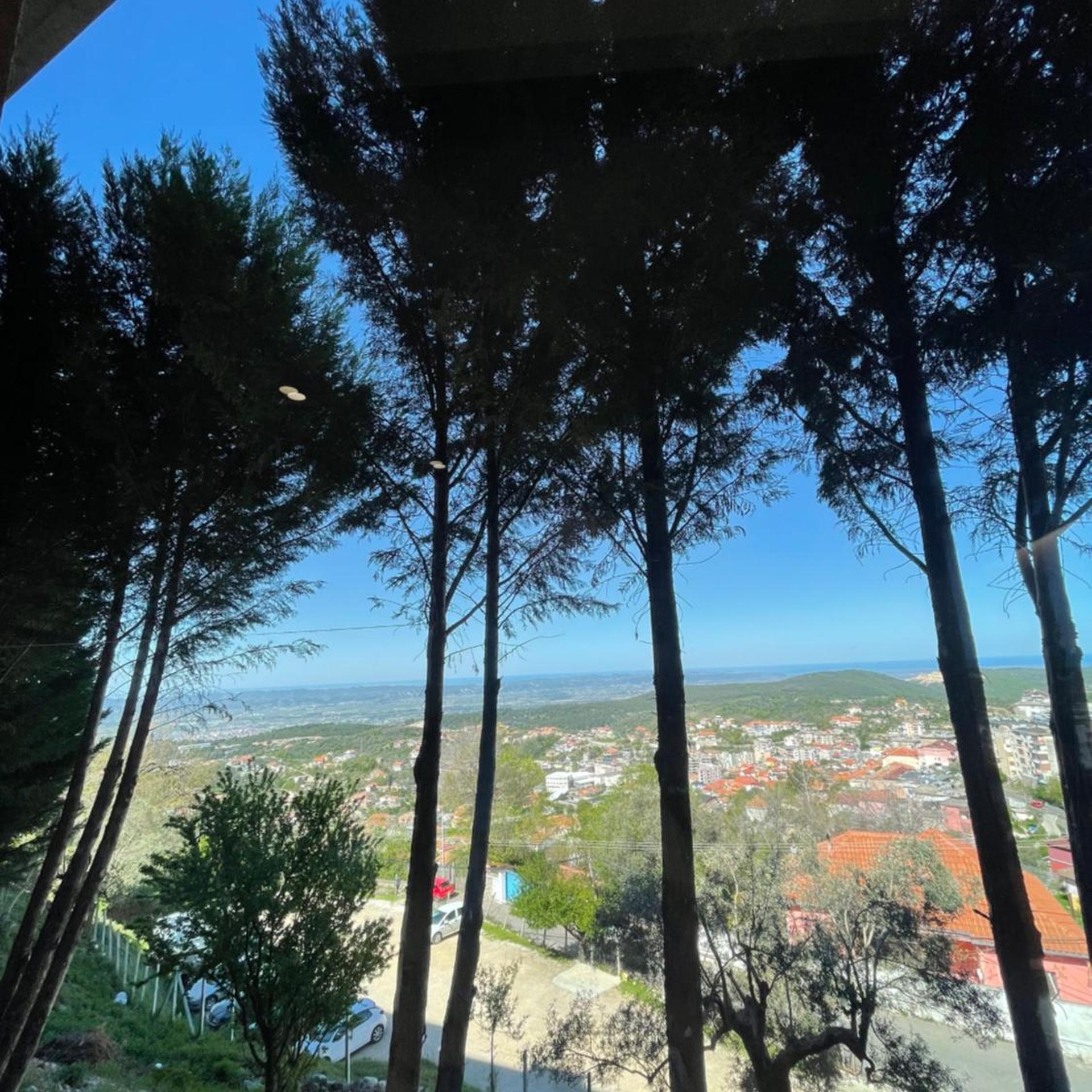 Kroi Hotel 50/57
