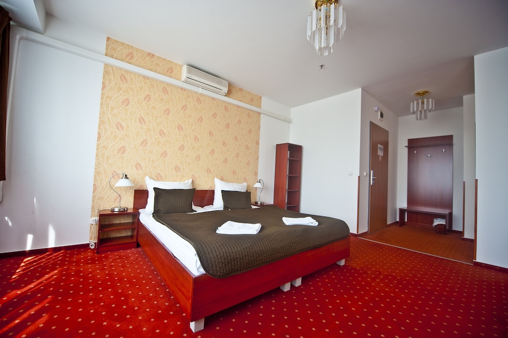 Canada Hotel Budapest 15/50