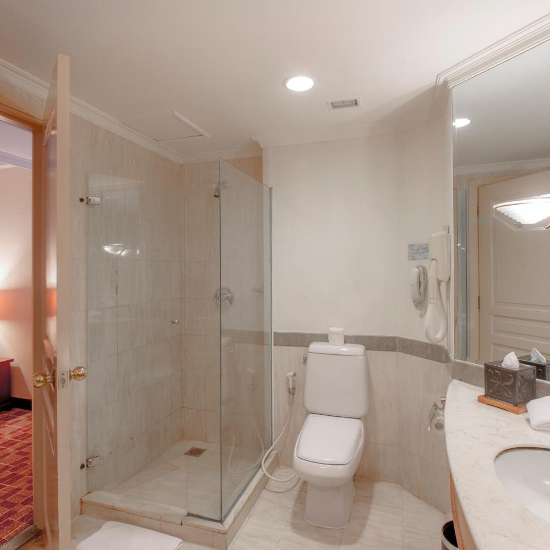 Club Suite City View