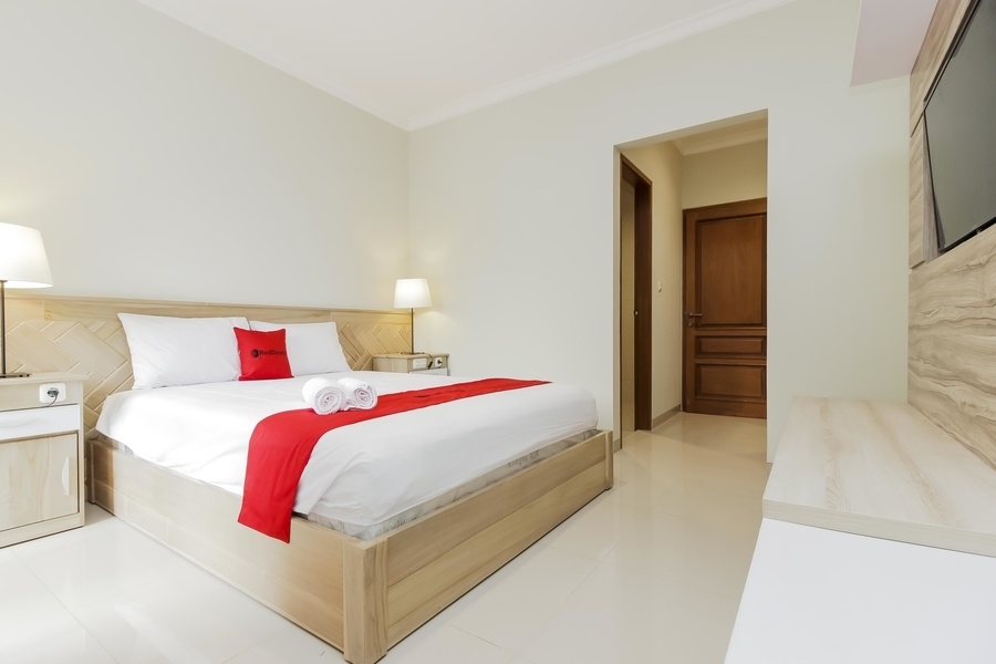 Reddoorz Premium Near Ragunan Zoo 2 12/27