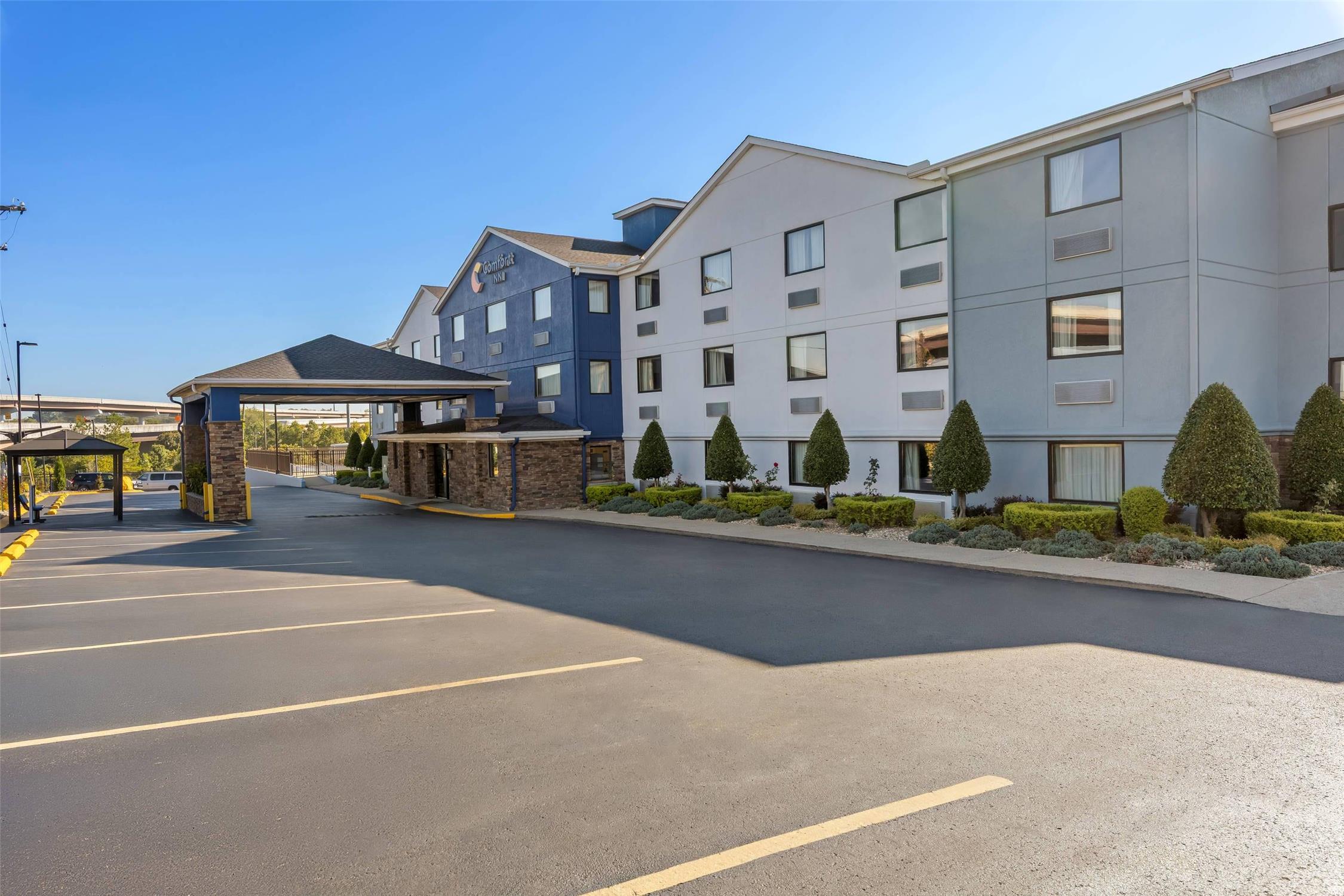 Comfort Inn Nashville West 29/33