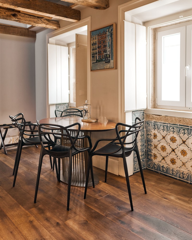 Dare Lisbon House 65/73