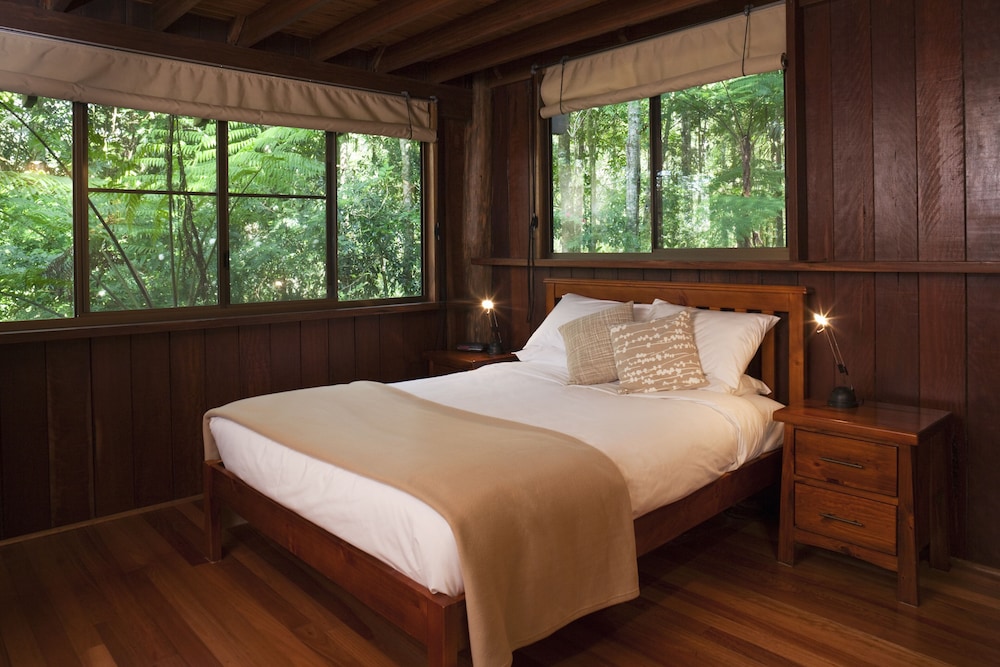 Rose Gums Wilderness Retreat 11/67