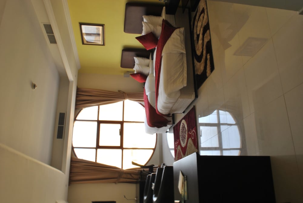 MIRAGE HOTEL AL AQAH 14/35