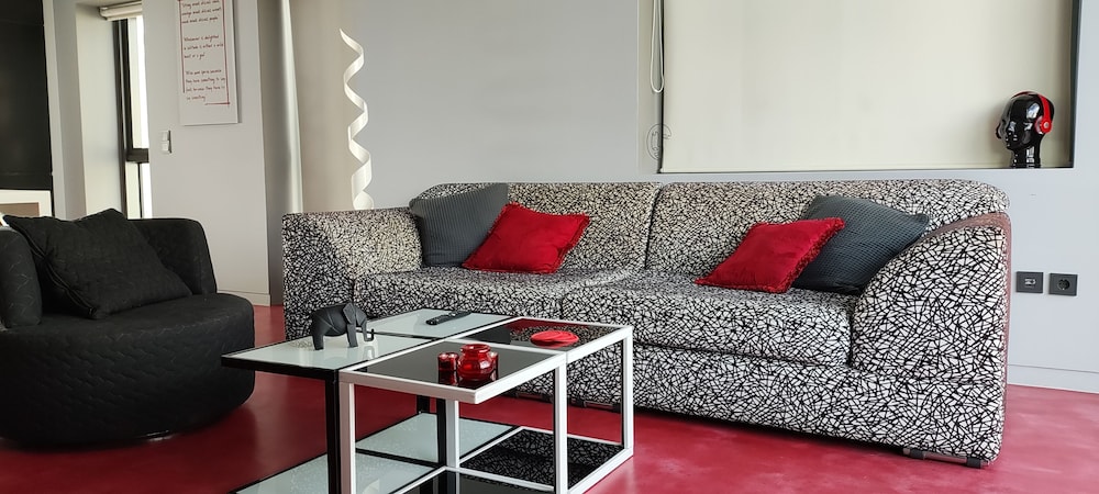 Athina Art Apartments 23/43