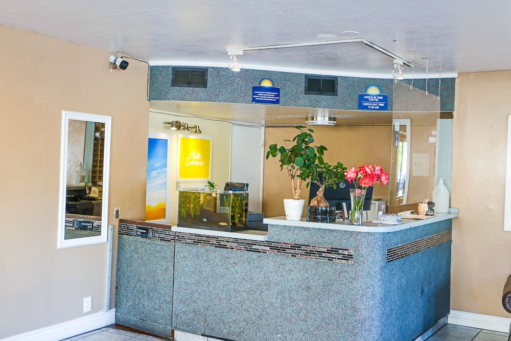 Days Inn by Wyndham Redwood City 8/55