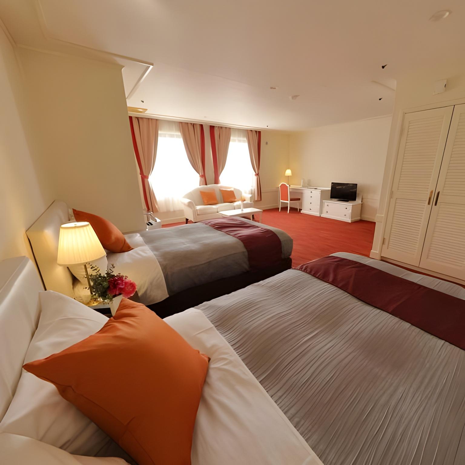 Comfort, Twin Beds, Mountain View
