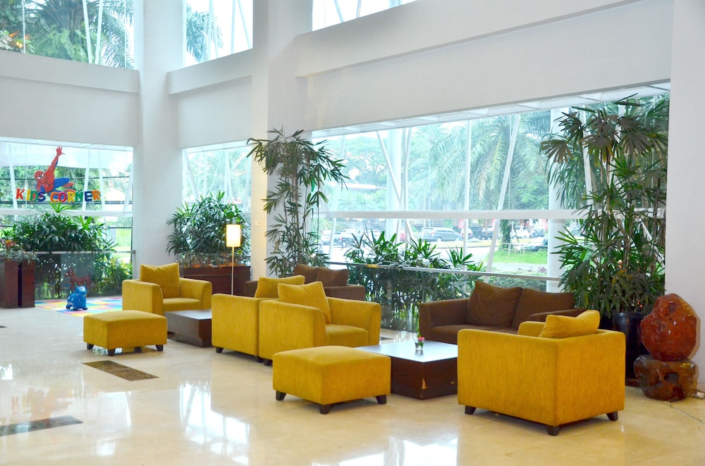 Grand Cakra Hotel 29/52
