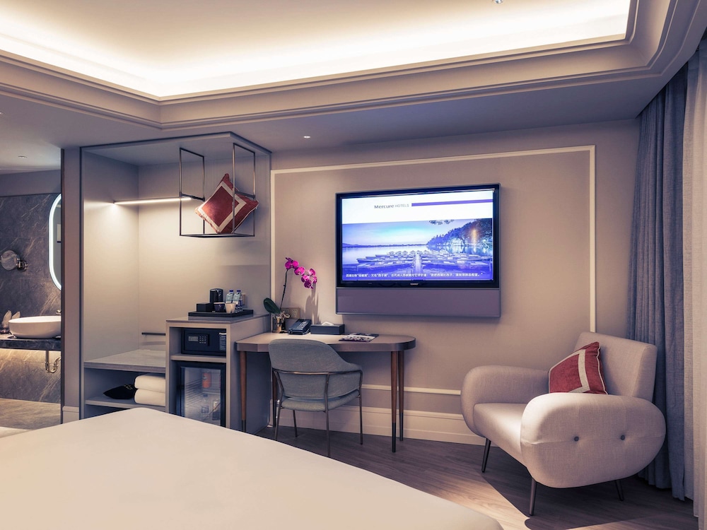 Mercure Hangzhou West Lake 45/59