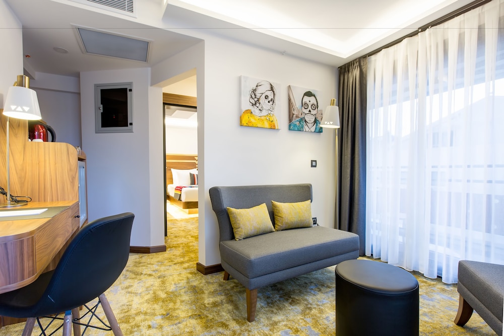Hay Hotel Alsancak 31/50