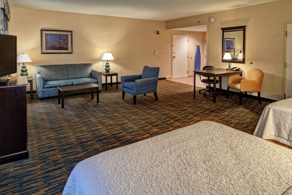 Hampton Inn Roanoke Rapids 18/45