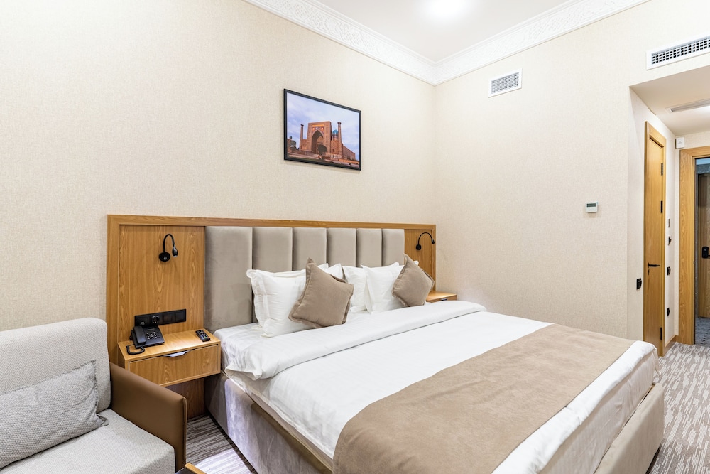 MIRZO HOTEL 26/62