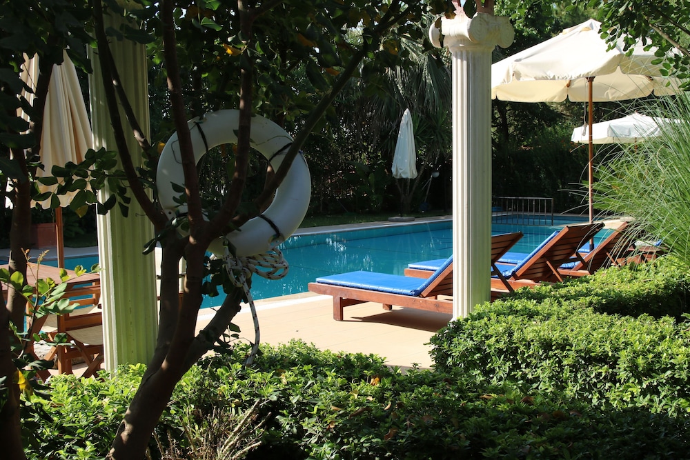 Hotel Dalos 10/62