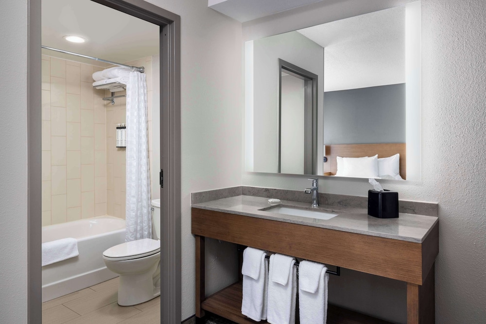 Hyatt Place Tempe/Phoenix Airport 52/54
