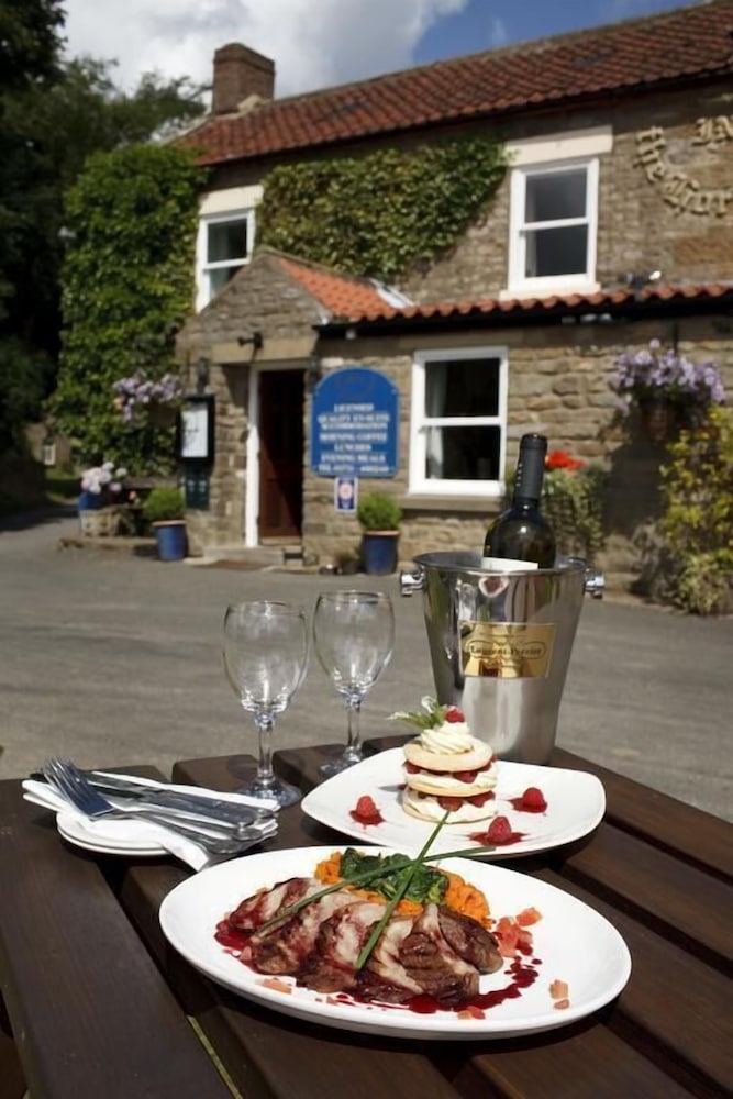 The Horseshoe Inn 29/35