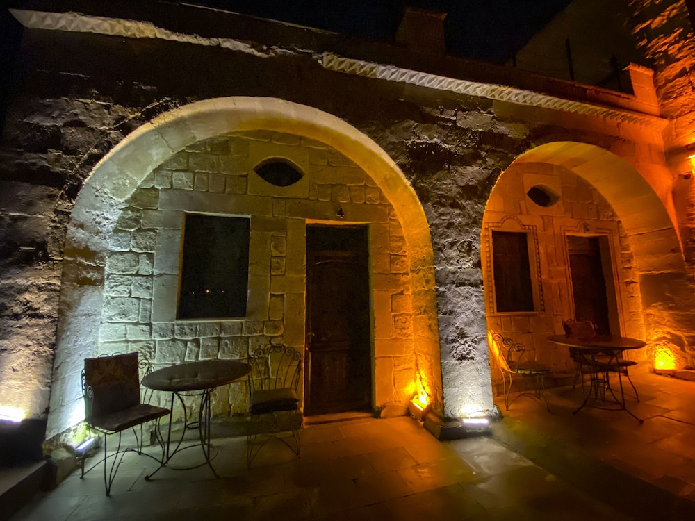 Miracle Cave Hotel 23/50