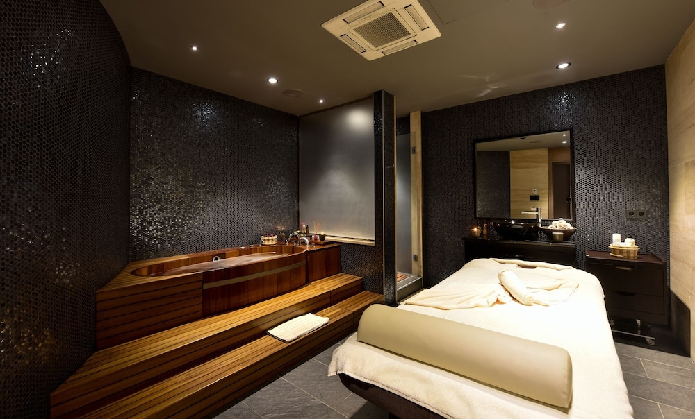 Hotel Caeli 33/60