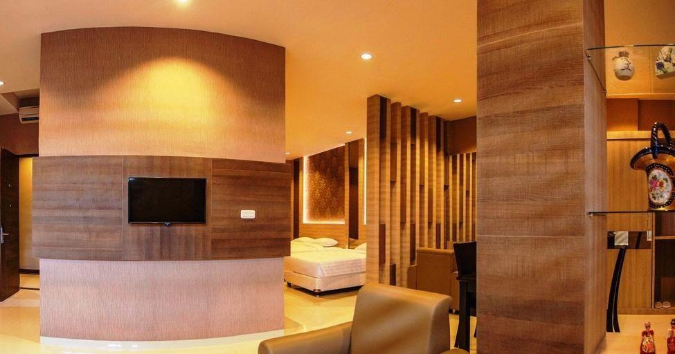 Alvina Hotel 23/35