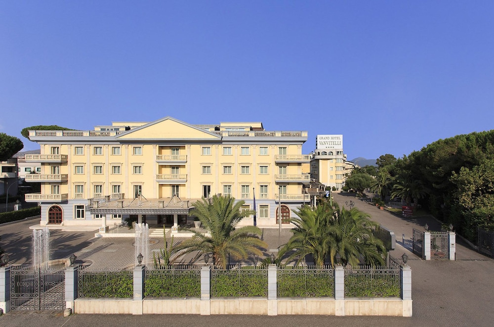 GRAND HOTEL VANVITELLI in CASERTA