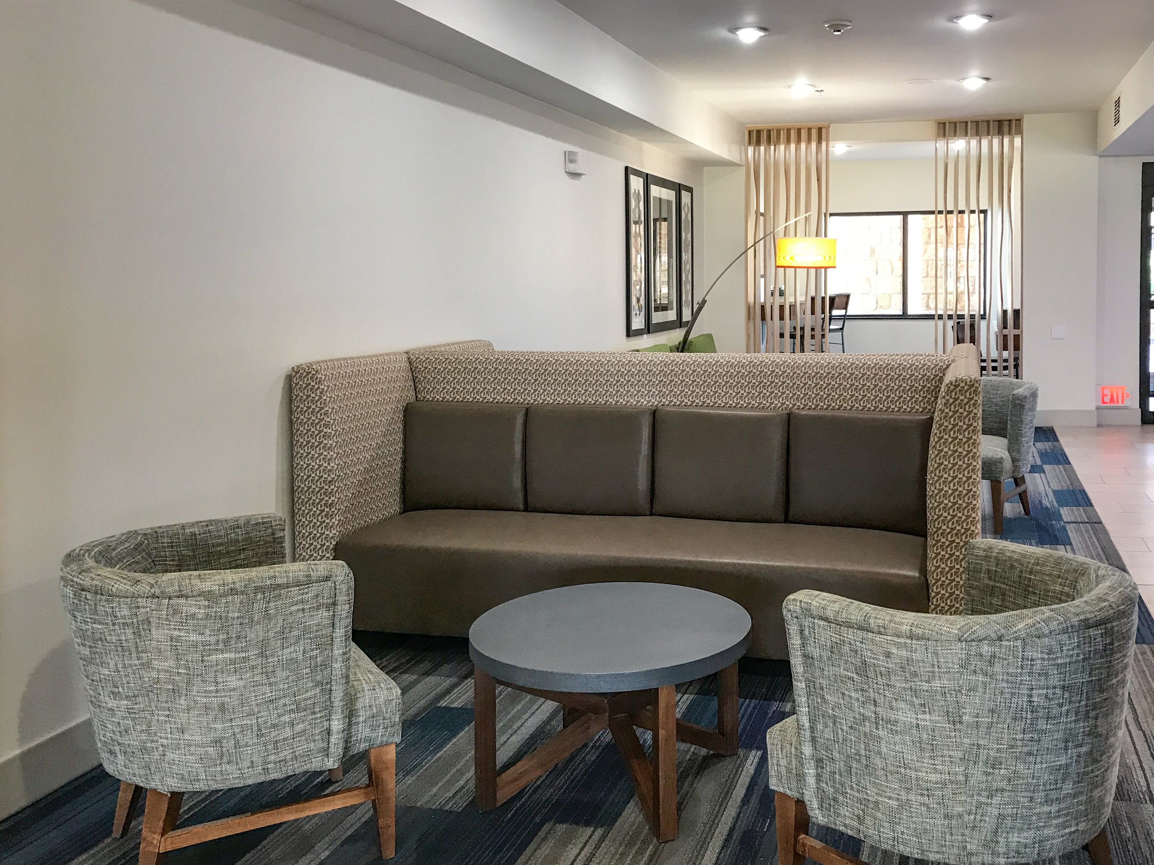 Holiday Inn Express Hotel And Suites Lubbock West 37/57