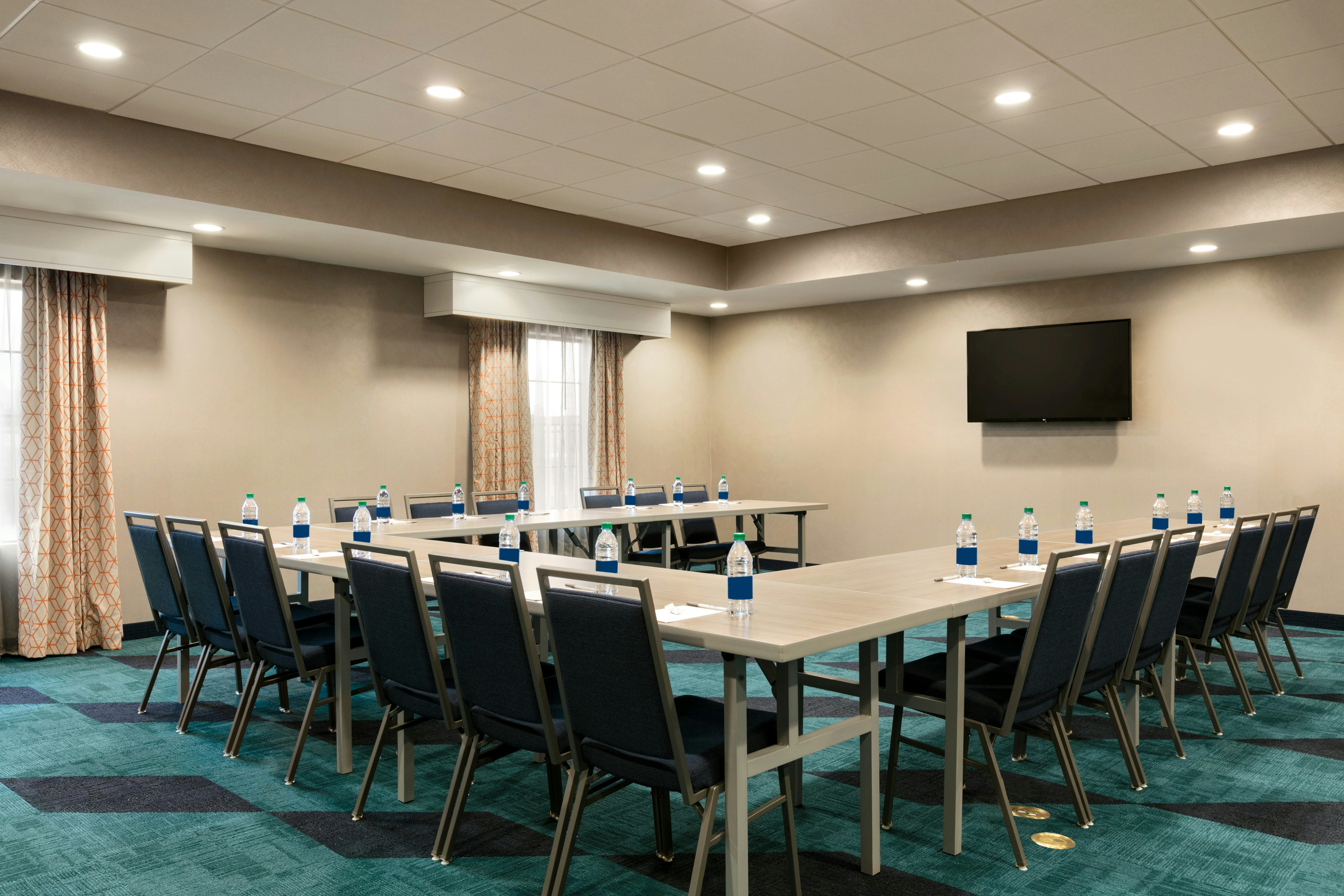 Hampton Inn Kernersville 53/68