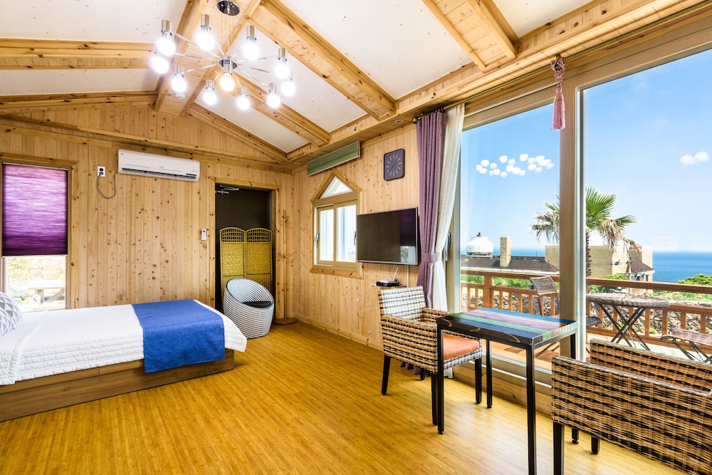 Badaweeondeok Pension 6/37