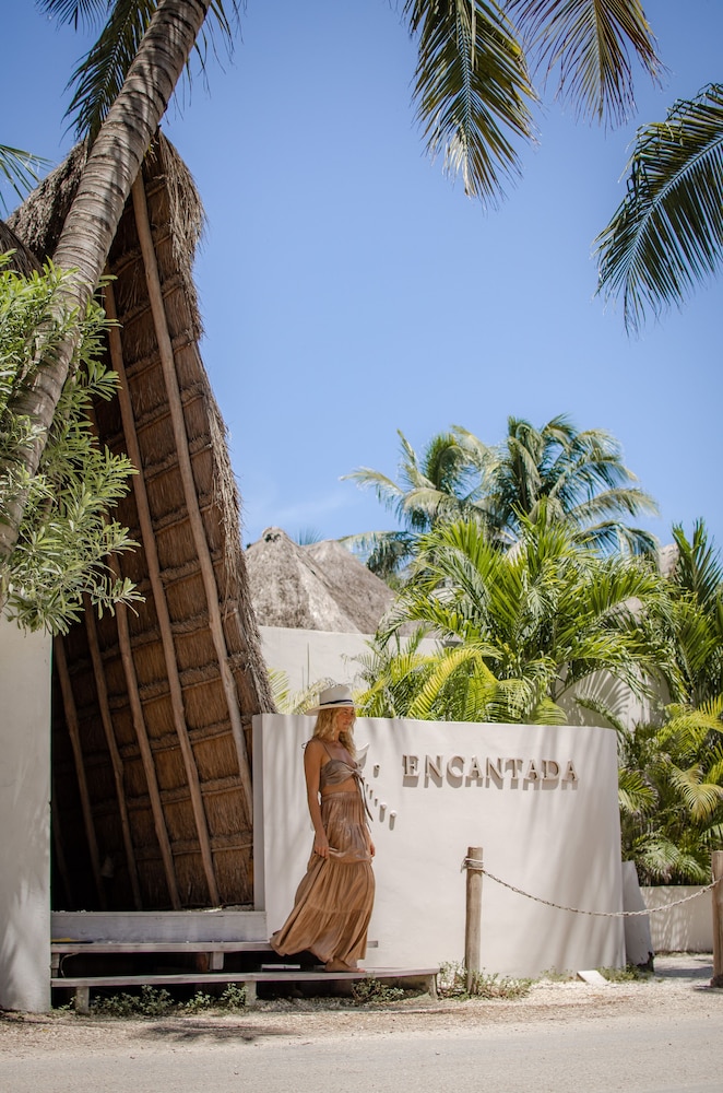 Encantada Tulum 3/50