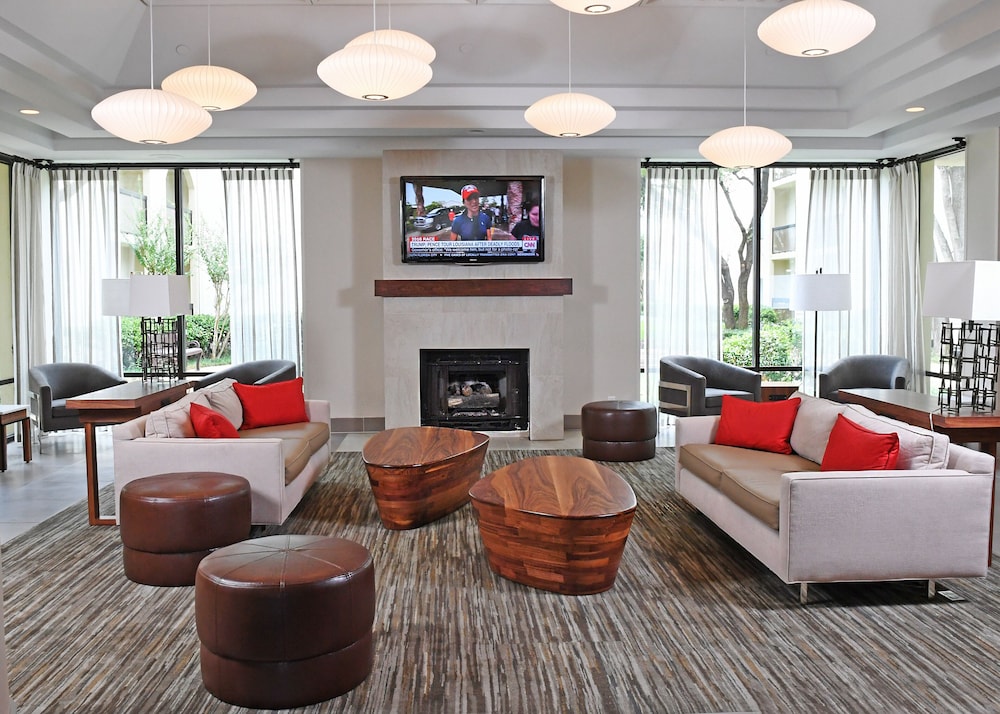 Holiday Inn Irving - Las Colinas, an IHG Hotel 30/64