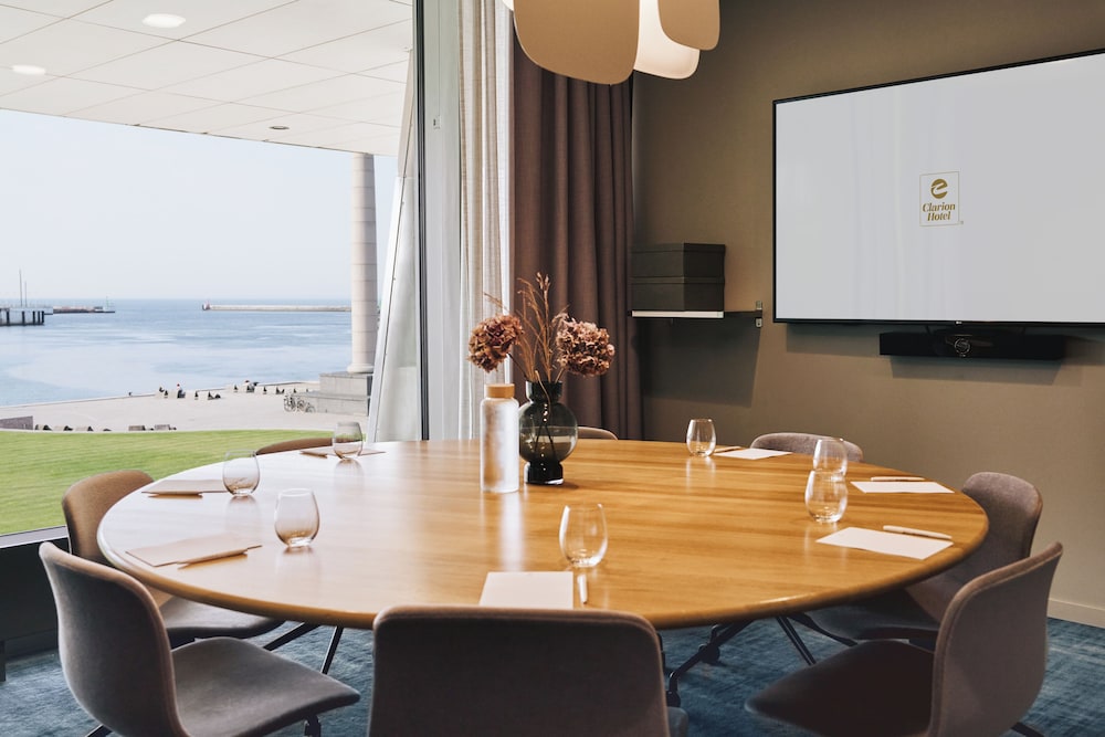 Clarion Hotel Sea U 44/50