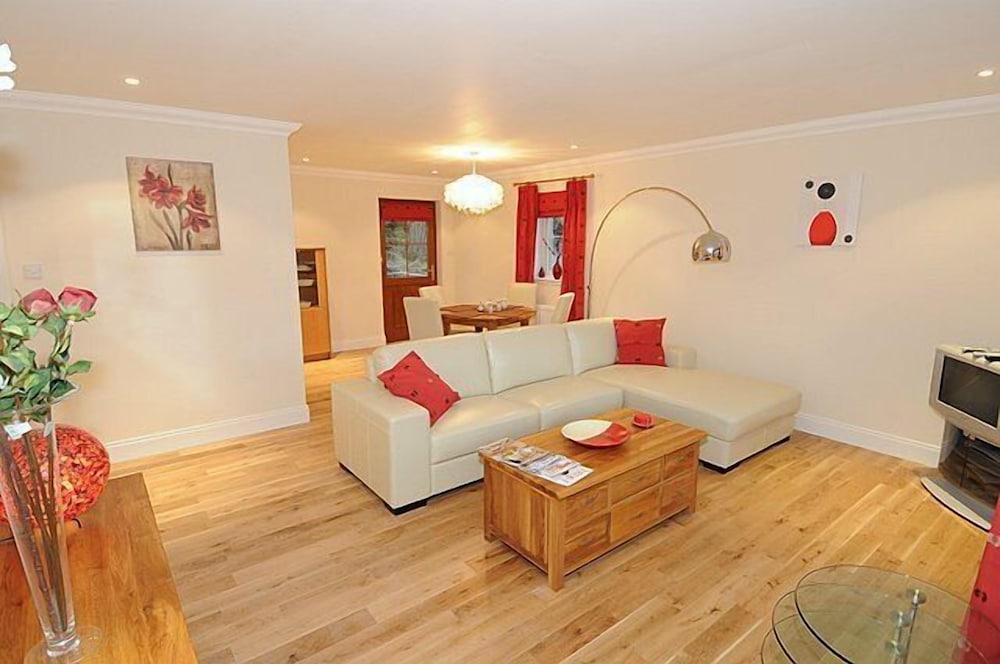 Bcc Lochness Cottages 26/39