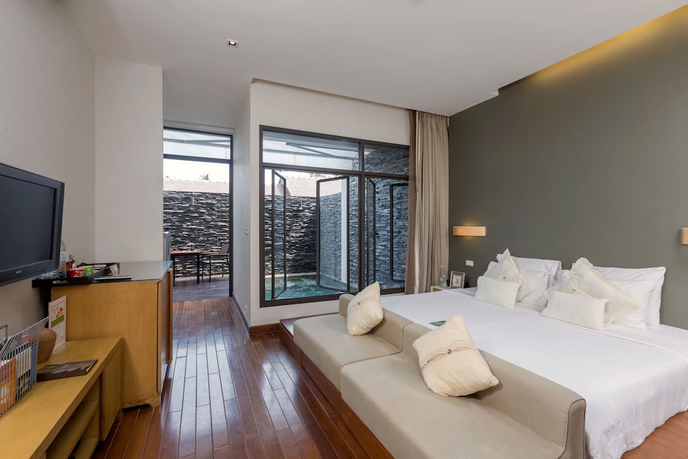 The Sea Koh Samui Resort & Residences by Tolani 52/72