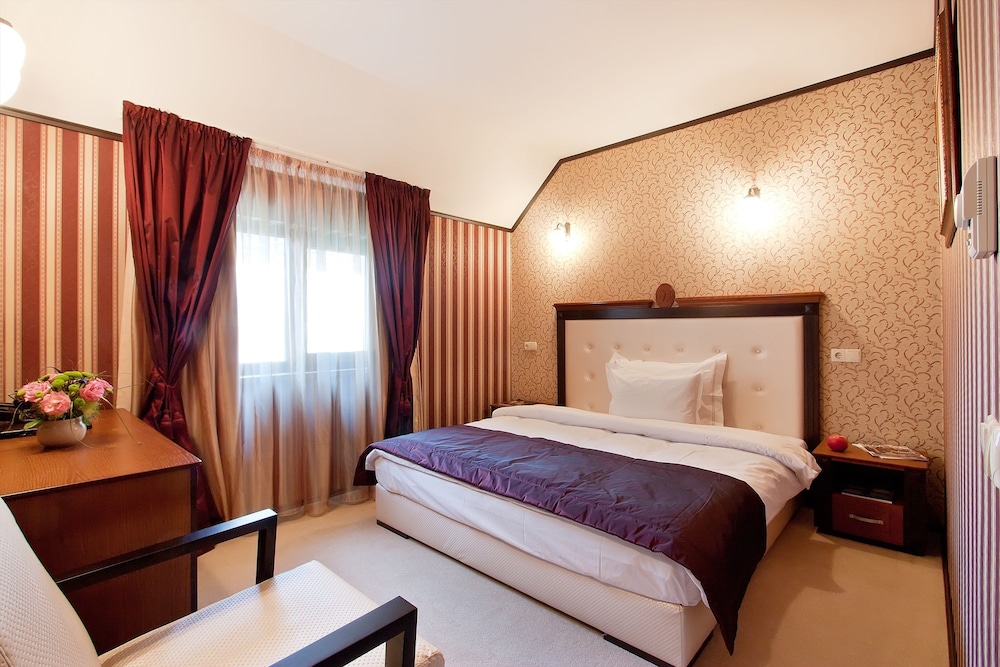 Best Western Plus Bristol Hotel 10/41