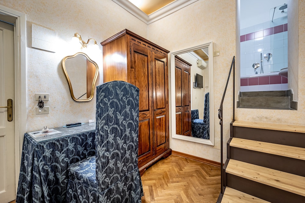 Hotel Alessandra 34/50
