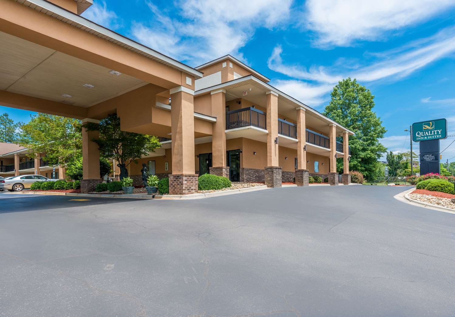 Quality Inn and Suites Rockingham 27/28