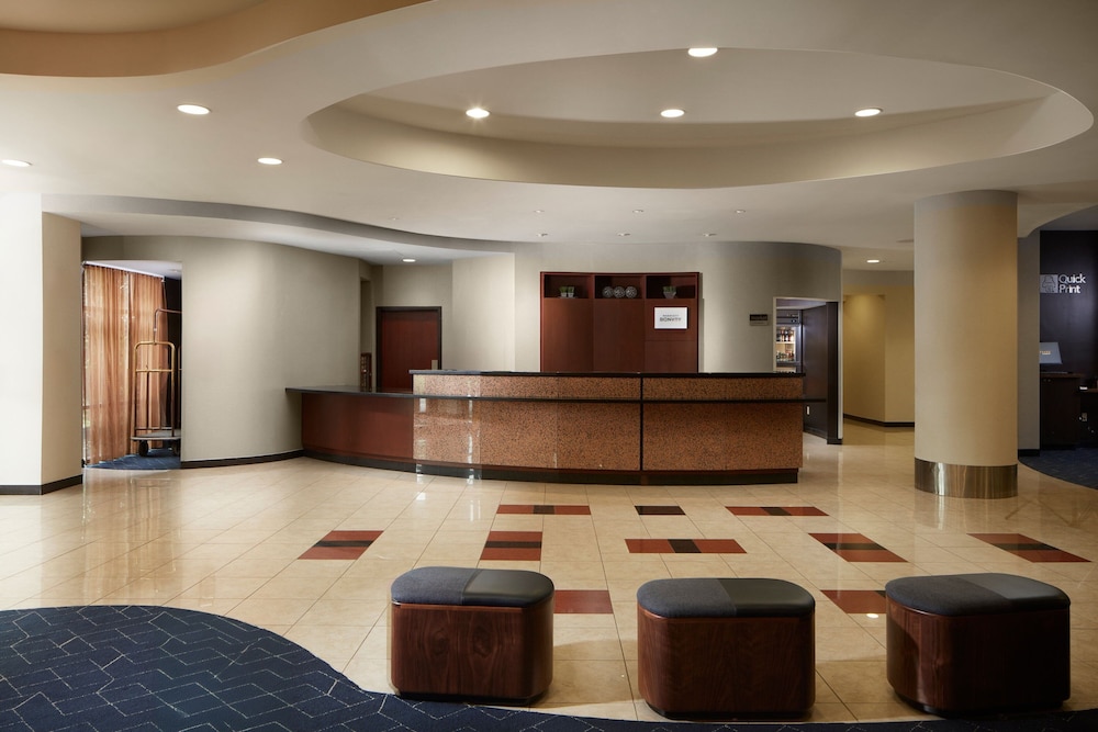 Courtyard by Marriott Winchester Medical Center 10/50
