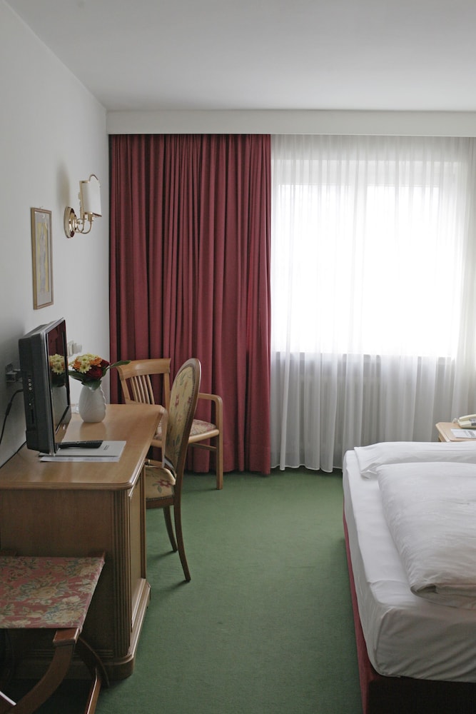 Grunerbaum Hotels 31/69