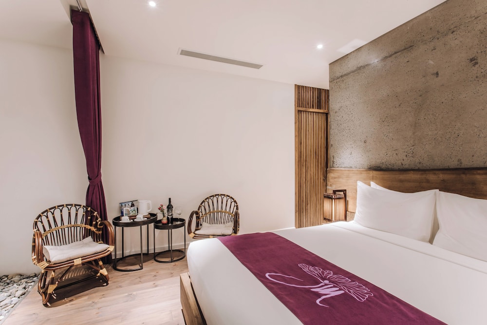 Comfort, Quadruple, 2 King Beds