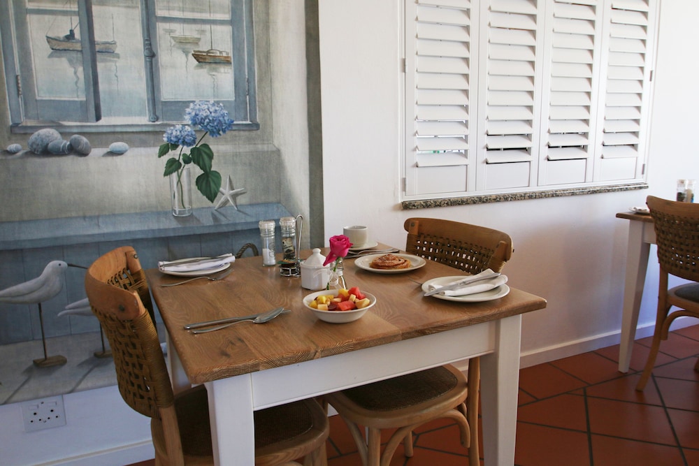 Paradiso Guesthouse 33/49