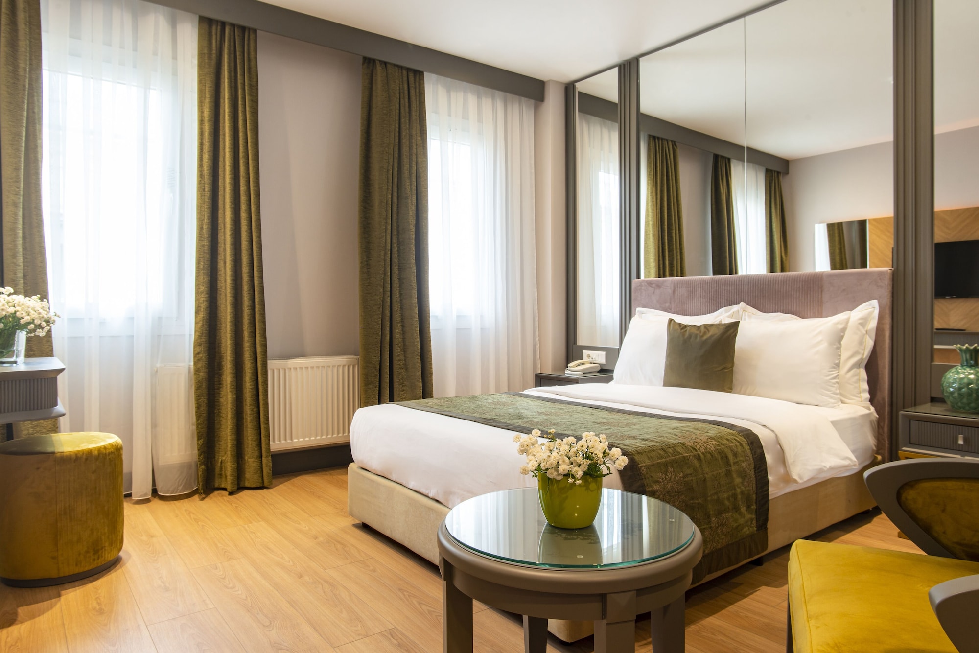 STANDARD, DOUBLE OR TWIN BED