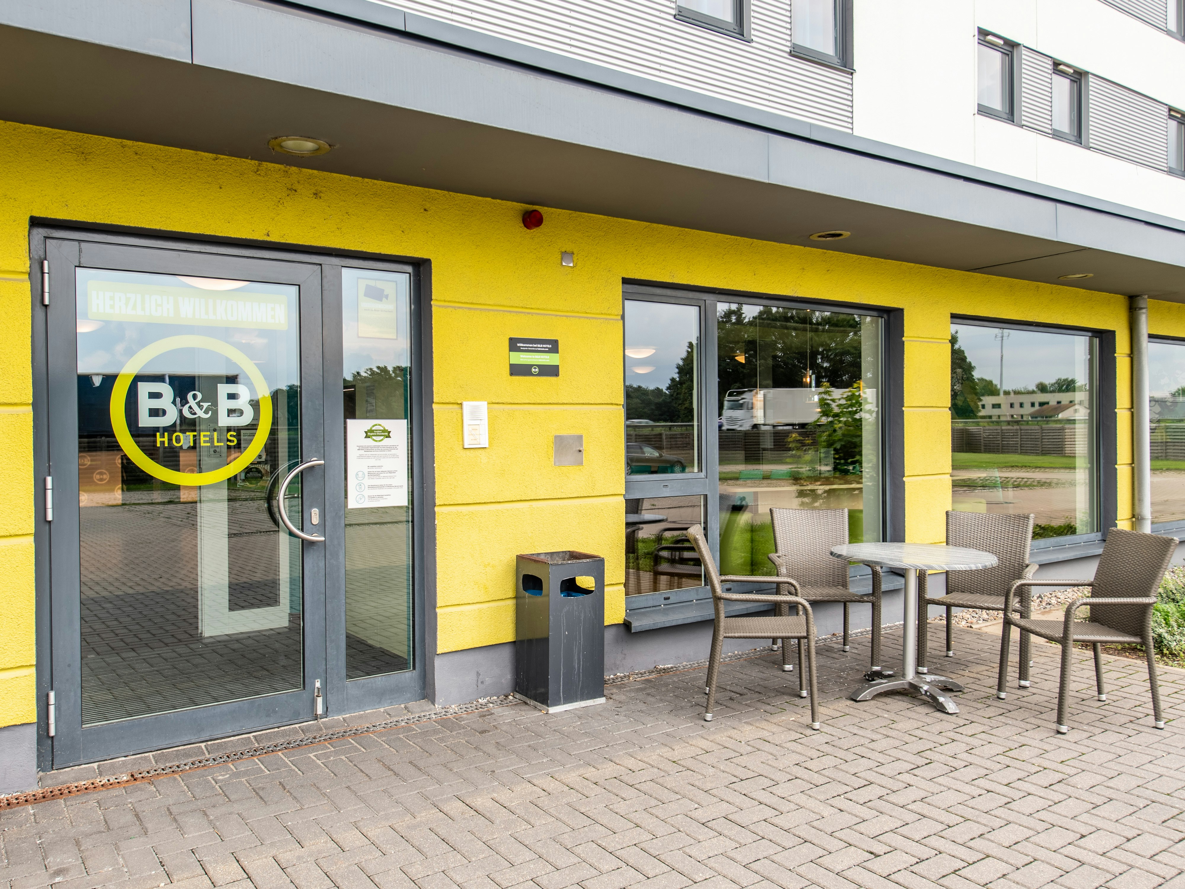 B&B Hotel Erlangen 1/30
