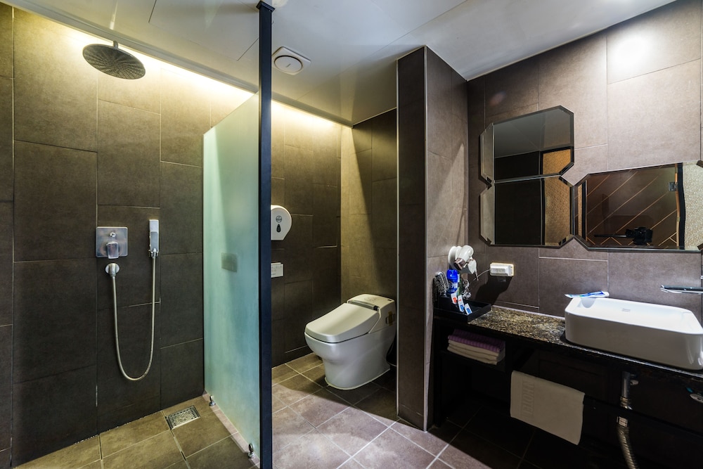 Hotel 2 Heaven Songdo 8/66