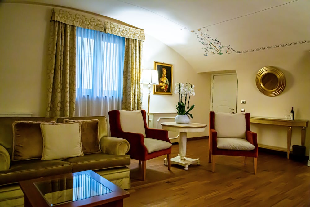 Golden Tower Hotel and Spa 25/38