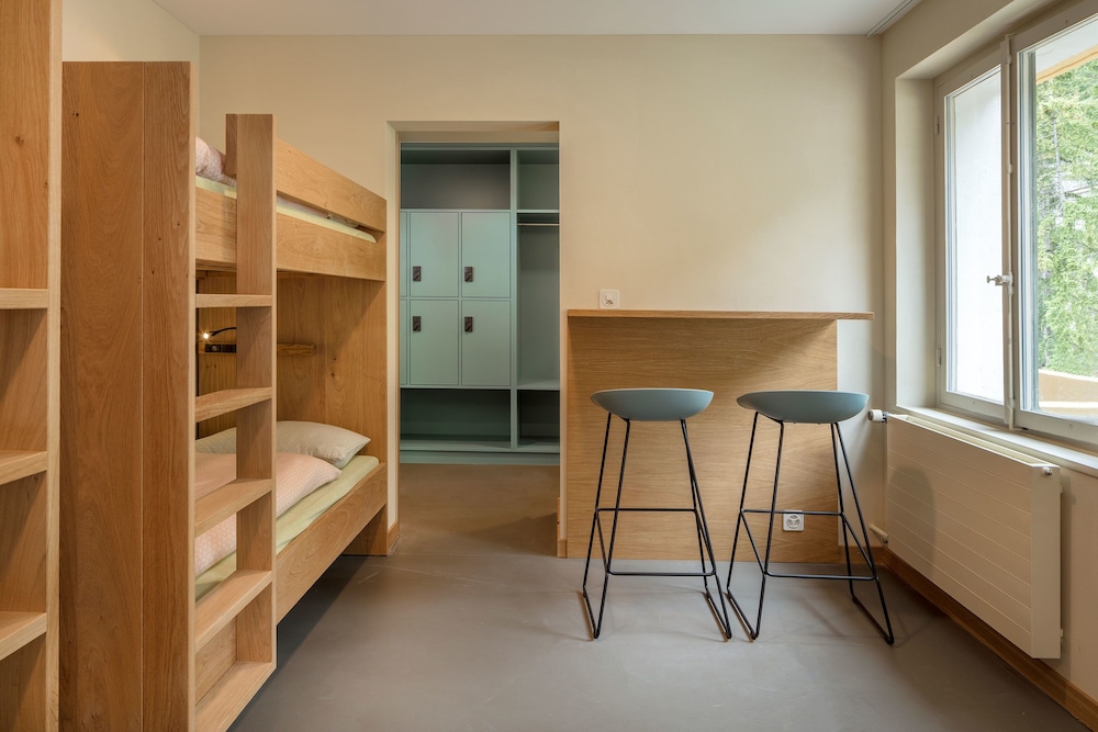 Youth Hostel Crans Montana 32/53