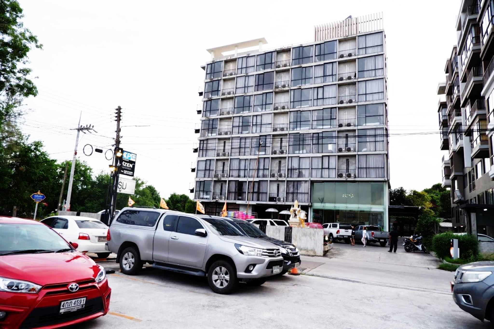 Izen Plus Budget Hotel & Residences 49/57