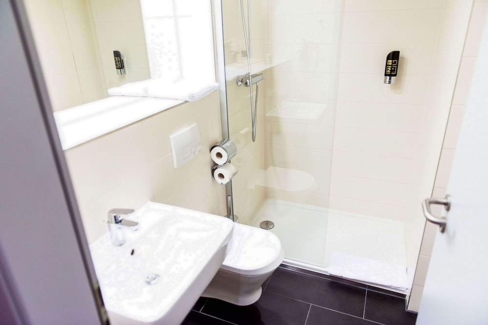 SERWAYS HOTEL HEILIGENROTH 23/24