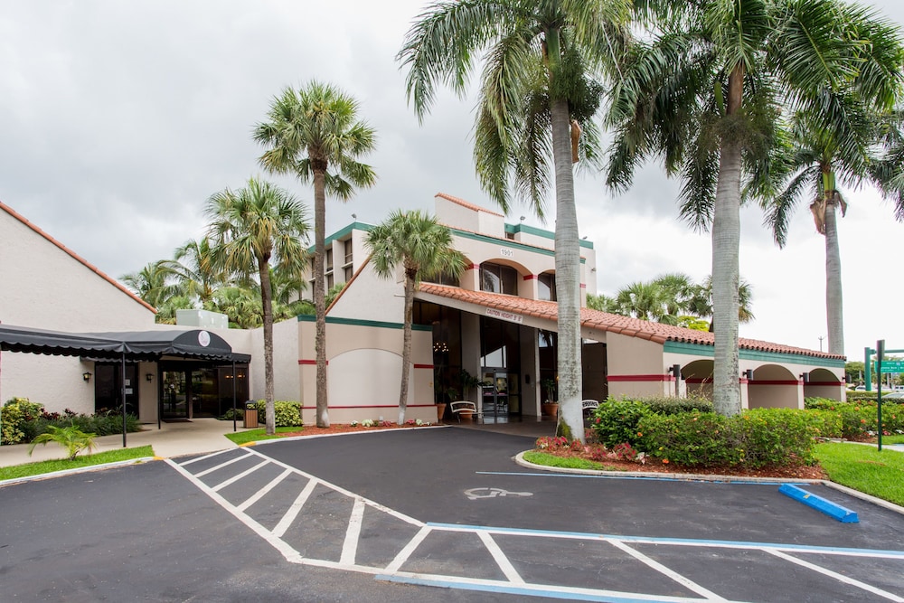 88 Palms Hotel and Event Center 47/59