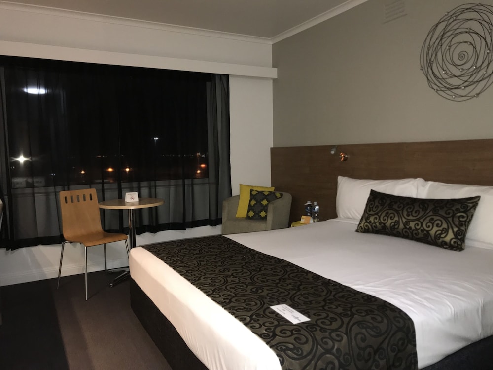 Burnie Central Townhouse Hotel 15/65