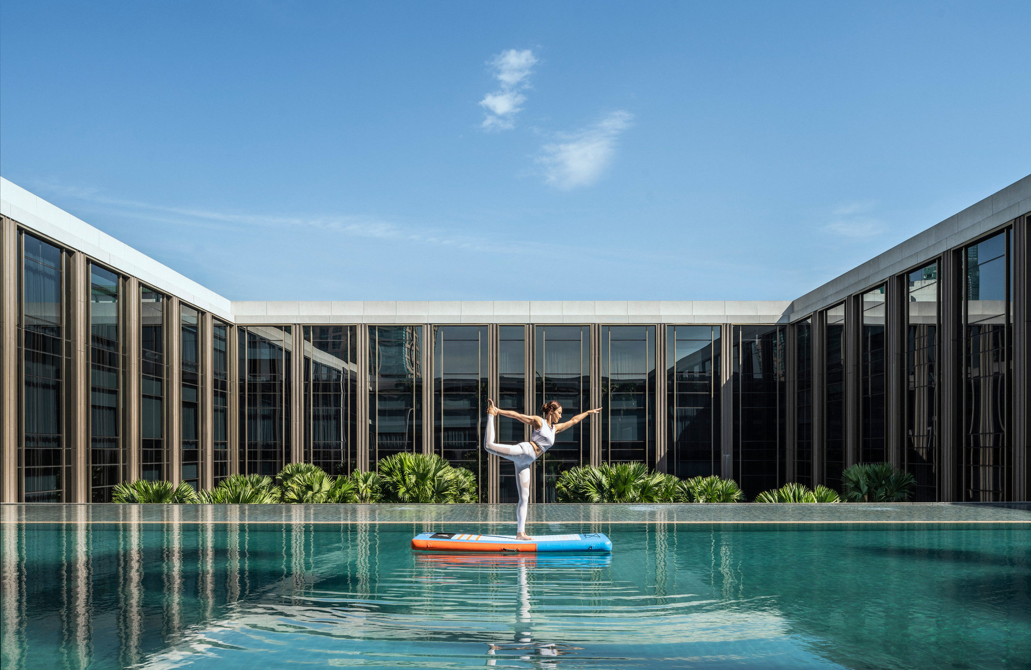 Four Seasons Hotel Bangkok at Chao Phraya River 34/35
