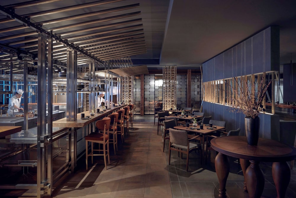 Hyatt Regency Beijing Wangjing 35/50